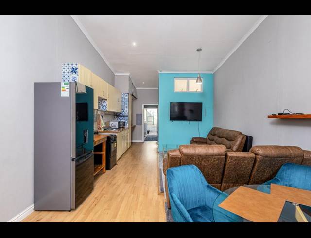 1 BEDROOM HOUSE FOR SALE IN WOODSTOCK